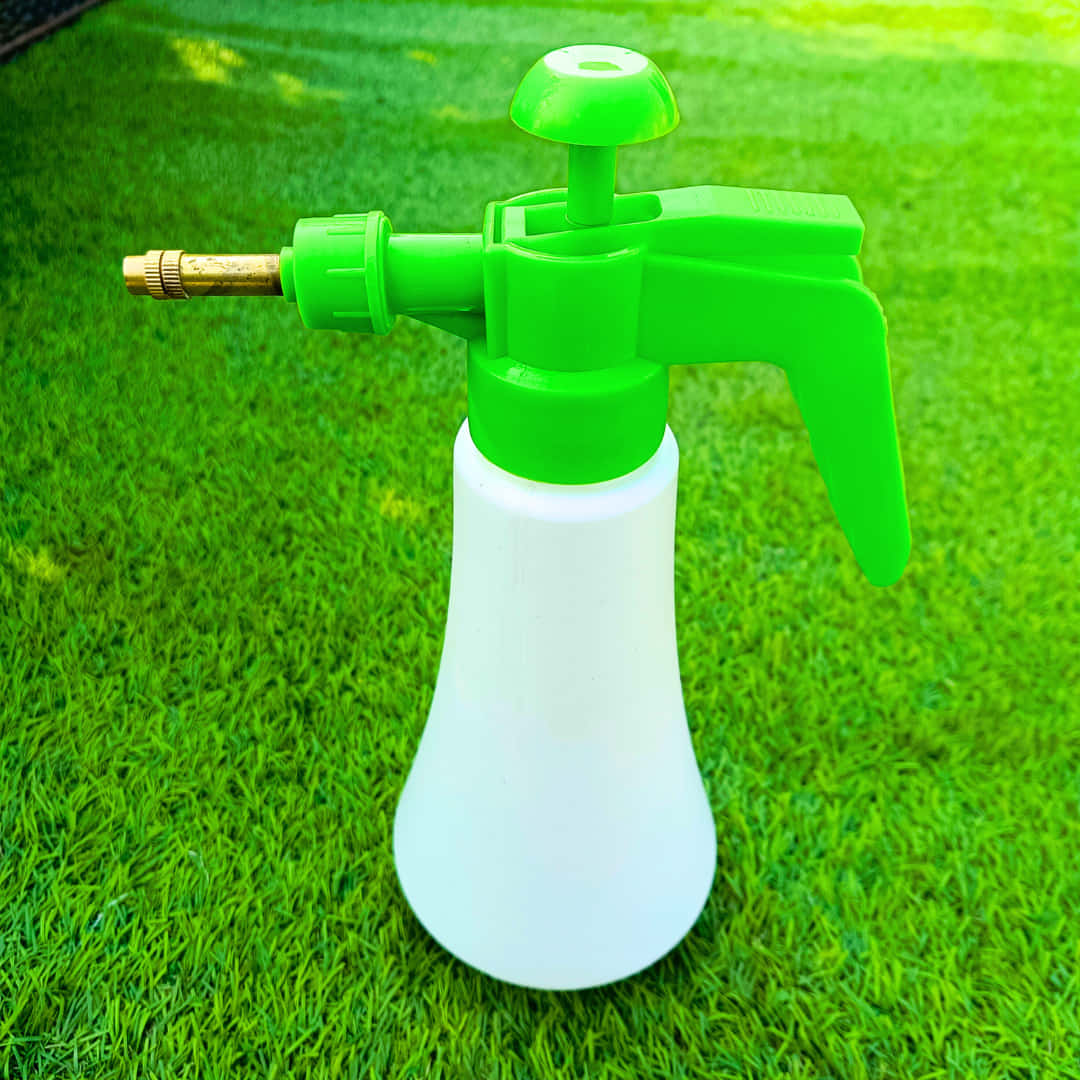 Premium High Pressure Garden Spray Pump (1 Liter) - Image 7