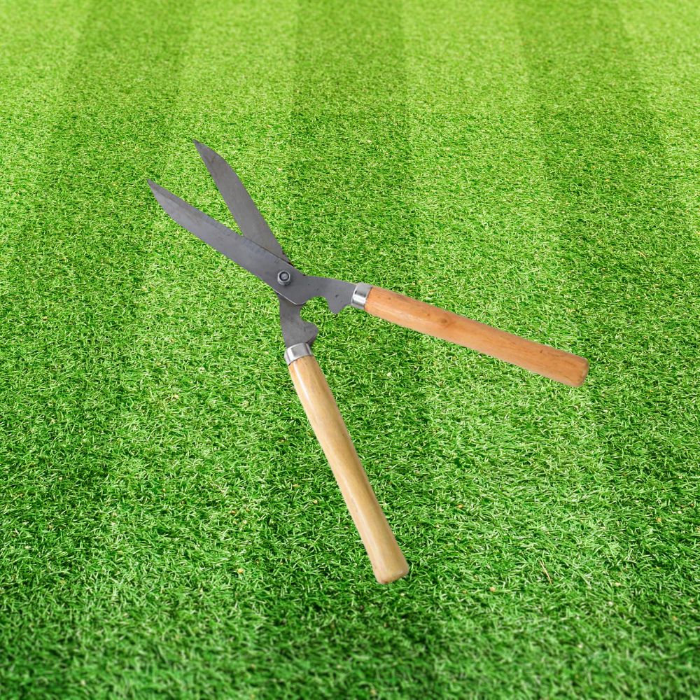 Wooden Handle Mehndi Cutter/Garden Grass Cutter, Hedge Shears, Bush Clipper, Big Grass Cutter - Image 4